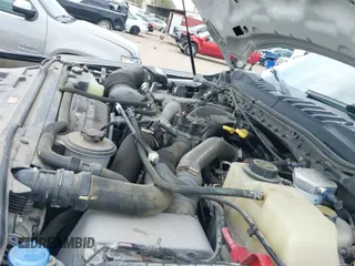 ✅ 2019 Ford F-250 XL • VIN: 1FT7W2BT0KEF68884 • Lot: 42448800. Wystawiony na IAAI z przebiegiem 98 618 mil. Bezpłatny archiwum sprzedaży aukcyjnych z USA i szczegółowy raport historii pojazdu na DreamBid. Zdjęcie 19.