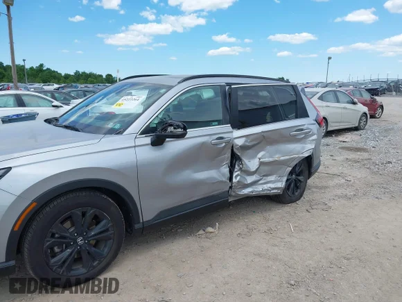 ✅ 2023 Honda CR-V Sport Touring • VIN: 2HKRS6H90PH807333 • Lot: 45222264. Listed on IAAI with 56,609 mi. Free auction sales archive from the USA and detailed vehicle history report at DreamBid. Image 6.