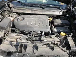 ✅ 2017 Jeep Cherokee Overland • VIN: 1C4PJMJS6HW551657 • Lot: 62489605. Listed on Copart with 121,338 mi. Free auction sales archive from the USA and detailed vehicle history report at DreamBid. Image 14.