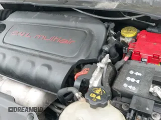 2020 Jeep Compass Latitude z VIN 3C4NJDBBXLT209729, wystawiony jako IAAI lot #42535486 z przebiegiem 106 117 mil mil oraz . Historia ofert i sprzedaży dostępna na DreamBid. Obrazek 19.