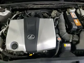 ✅ 2019 Lexus ES 350 • VIN: 58ABZ1B15KU014146 • Lot: 71501515. Wystawiony na Copart z przebiegiem 63 482 mil. Bezpłatny archiwum sprzedaży aukcyjnych z USA i szczegółowy raport historii pojazdu na DreamBid. Zdjęcie 15.