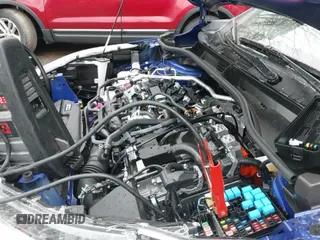 ✅ 2025 Toyota Corolla Cross Hybrid S • VIN: 7MUFBABG9SV072986 • Lot: 42002654. Wystawiony na IAAI z przebiegiem 597 mil. Bezpłatny archiwum sprzedaży aukcyjnych z USA i szczegółowy raport historii pojazdu na DreamBid. Zdjęcie 20.