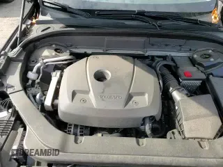 ✅ 2019 Volvo XC60 Momentum • VIN: YV4A22RK8K1374509 • Lot: 86678745. Listed on Copart with 32,480 mi. Free auction sales archive from the USA and detailed vehicle history report at DreamBid. Image 15.