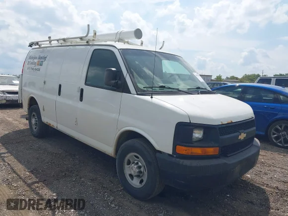 ✅ 2015 Chevrolet Express Cargo • VIN: 1GCWGFCF7F1272654 • Лот: 42947568. Опубликован ранее на IAAI с пробегом 171 502 миль. Бесплатный доступ к архиву аукционных продаж из США и подробный отчёт об истории автомобиля на DreamBid. Изображение 1.