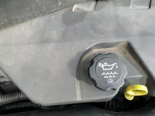 ✅ 2007 Chevrolet Malibu 2LT • VIN: 1G1ZT58N07F118190 • Lot: 84031454. Wystawiony na Copart z przebiegiem 177 099 mil mil. Skorzystaj z bezpłatnego archiwum sprzedaży aukcyjnych z USA i zobacz szczegółowy raport historii pojazdu na DreamBid. Zdjęcie 13.