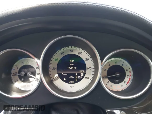 ✅ 2012 Mercedes-Benz CLS 550 • VIN: WDDLJ7DB8CA008074 • Лот: 45570667. Опубликован ранее на IAAI с пробегом 164 312 миль. Бесплатный доступ к архиву аукционных продаж из США и подробный отчёт об истории автомобиля на DreamBid. Изображение 7.