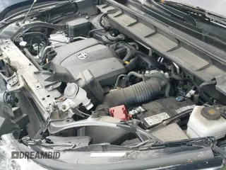 ✅ 2020 Toyota Highlander Platinum • VIN: 5TDFZRBH6LS025137 • Lot: 43432703. Wystawiony na IAAI z przebiegiem 83 999 mil. Bezpłatny archiwum sprzedaży aukcyjnych z USA i szczegółowy raport historii pojazdu na DreamBid. Zdjęcie 20.