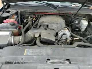 ✅ 2008 Chevrolet Suburban Commercial • VIN: 1GNFC16098R142909 • Lot: 86202704. Wystawiony na Copart z przebiegiem 234 876 mil. Bezpłatny archiwum sprzedaży aukcyjnych z USA i szczegółowy raport historii pojazdu na DreamBid. Zdjęcie 14.