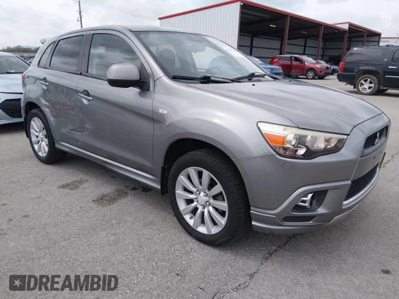 ✅ 2011 Mitsubishi Outlander SE • VIN: JA4AR4AU0BZ003301 • Лот: 44854040. Опубликован ранее на IAAI с пробегом 141 804 миль. Бесплатный доступ к архиву аукционных продаж из США и подробный отчёт об истории автомобиля на DreamBid. Изображение 1.