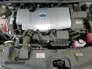 ✅ 2020 Toyota Prius XLE • VIN: JTDKARFP0L3132600 • Lot: 92355945. Listed on Copart with 102,677 mi. Free auction sales archive from the USA and detailed vehicle history report at DreamBid. Image 13.