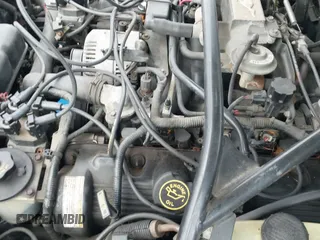 ✅ 1996 Ford Mustang GT • VIN: 1FALP45X7TF201553 • Lot: 41487690. Wystawiony na IAAI z przebiegiem 102 015 mil. Bezpłatny archiwum sprzedaży aukcyjnych z USA i szczegółowy raport historii pojazdu na DreamBid. Zdjęcie 12.