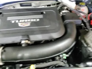 ✅ 2021 Cadillac XT4 AWD Premium Luxury • VIN: 1GYFZDR41MF031543 • Lot: 61085805. Wystawiony na Copart z przebiegiem 21 318 mil. Bezpłatny archiwum sprzedaży aukcyjnych z USA i szczegółowy raport historii pojazdu na DreamBid. Zdjęcie 15.