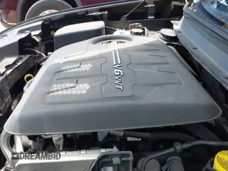 ✅ 2016 Jeep Cherokee 75th Anniversary • VIN: 1C4PJLCS2GW108508 • Lot: 42344832. Wystawiony na IAAI z przebiegiem 134 381 mil. Bezpłatny archiwum sprzedaży aukcyjnych z USA i szczegółowy raport historii pojazdu na DreamBid. Zdjęcie 20.