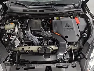 ✅ 2024 Mitsubishi Outlander SEL • VIN: JA4T5WA9XRZ055511 • Lot: 69183805. Listed on Copart with 24,626 mi. Free auction sales archive from the USA and detailed vehicle history report at DreamBid. Image 16.