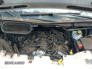 ✅ 2019 Ford Transit • VIN: 1FTYR1YG5KKB48278 • Лот: 43051740. Опубликован ранее на IAAI с пробегом 84 769 миль. Бесплатный доступ к архиву аукционных продаж из США и подробный отчёт об истории автомобиля на DreamBid. Изображение 18.