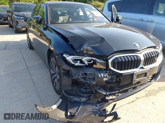 ✅ 2026 BMW 3 Series 330i xDrive • VIN: WBA23LA0XTFW53207 • Lot: 45229837. Wystawiony na IAAI z przebiegiem 486 mil. Bezpłatny archiwum sprzedaży aukcyjnych z USA i szczegółowy raport historii pojazdu na DreamBid. Zdjęcie 6.