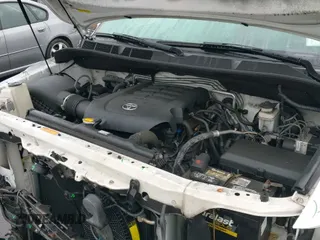 ✅ 2016 Toyota Sequoia Limited • VIN: 5TDJY5G18GS140071 • Лот: 41570590. Опубликован ранее на IAAI с пробегом 76 774 миль. Бесплатный доступ к архиву аукционных продаж из США и подробный отчёт об истории автомобиля на DreamBid. Изображение 19.