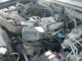 ✅ 2001 Ford Ranger XL • VIN: 1FTYR10U21PA86647 • Lot: 43827902. Wystawiony na IAAI z przebiegiem 228 713 mil. Bezpłatny archiwum sprzedaży aukcyjnych z USA i szczegółowy raport historii pojazdu na DreamBid. Zdjęcie 17.