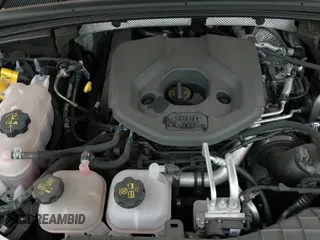 ✅ 2023 Jeep Grand Cherokee • VIN: 1C4RJYB68PC650305 • Lot: 42888460. Wystawiony na IAAI z przebiegiem 23 958 mil. Bezpłatny archiwum sprzedaży aukcyjnych z USA i szczegółowy raport historii pojazdu na DreamBid. Zdjęcie 21.