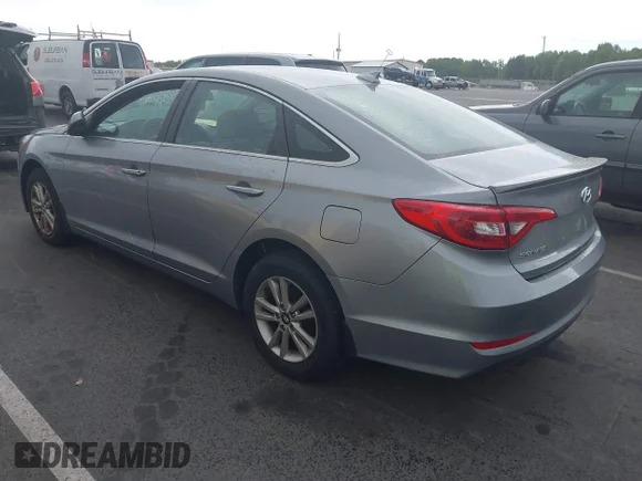 ✅ 2015 Hyundai Sonata SE • VIN: 5NPE24AF7FH214893 • Lot: 45019406. Wystawiony na IAAI z przebiegiem 76 665 mil. Bezpłatny archiwum sprzedaży aukcyjnych z USA i szczegółowy raport historii pojazdu na DreamBid. Zdjęcie 3.