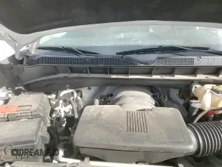 ✅ 2019 Chevrolet Silverado 1500 RST • VIN: 1GCRYEED6KZ349722 • Lot: 91101225. Wystawiony na Copart z przebiegiem 81 068 mil. Bezpłatny archiwum sprzedaży aukcyjnych z USA i szczegółowy raport historii pojazdu na DreamBid. Zdjęcie 15.