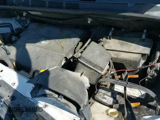 ✅ 2015 Toyota Sienna SE • VIN: 5TDXK3DC0FS657546 • Лот: 42183750. Опубликован ранее на IAAI с пробегом 137 157 миль. Бесплатный доступ к архиву аукционных продаж из США и подробный отчёт об истории автомобиля на DreamBid. Изображение 20.