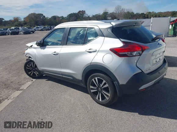 ✅ 2020 Nissan Kicks SR • VIN: 3N1CP5DV9LL538783 • Lot: 43529387. Wystawiony na IAAI z przebiegiem 62 072 mil. Bezpłatny archiwum sprzedaży aukcyjnych z USA i szczegółowy raport historii pojazdu na DreamBid. Zdjęcie 3.