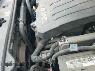 ✅ 2013 Buick LaCrosse Premium 1 • VIN: 1G4GF5E37DF170822 • Lot: 41931240. Wystawiony na IAAI z przebiegiem 202 935 mil. Bezpłatny archiwum sprzedaży aukcyjnych z USA i szczegółowy raport historii pojazdu na DreamBid. Zdjęcie 12.