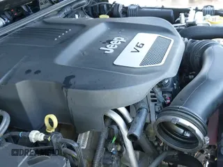 ✅ 2018 Jeep Wrangler Unlimited Sport S • VIN: 1C4BJWDG7JL818843 • Lot: 41506058. Wystawiony na IAAI z przebiegiem 43 563 mil. Bezpłatny archiwum sprzedaży aukcyjnych z USA i szczegółowy raport historii pojazdu na DreamBid. Zdjęcie 20.