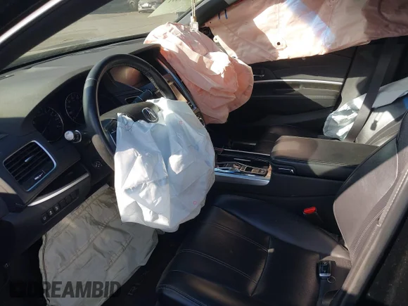 ✅ 2018 Acura RLX Technology • VIN: JH4KC1F53JC001165 • Lot: 44278891. Wystawiony na IAAI z przebiegiem 69 322 mil. Bezpłatny archiwum sprzedaży aukcyjnych z USA i szczegółowy raport historii pojazdu na DreamBid. Zdjęcie 5.