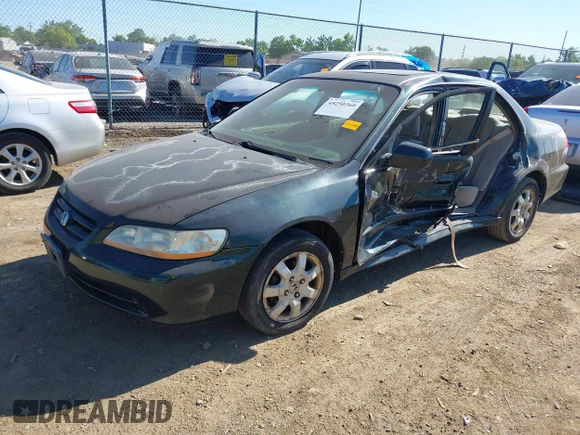 ✅ 2001 Honda Accord EX • VIN: 1HGCG56681A134687 • Lot: 45250360. Wystawiony na IAAI z przebiegiem 258 771 mil. Bezpłatny archiwum sprzedaży aukcyjnych z USA i szczegółowy raport historii pojazdu na DreamBid. Zdjęcie 18.