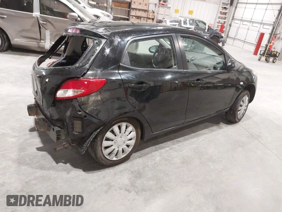 ✅ 2012 Mazda 2 Sport • VIN: JM1DE1KZ0C0147539 • Lot: 40372363. Wystawiony na IAAI z przebiegiem 134 365 mil. Bezpłatny archiwum sprzedaży aukcyjnych z USA i szczegółowy raport historii pojazdu na DreamBid. Zdjęcie 4.