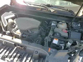 ✅ 2022 GMC Acadia SLT • VIN: 1GKKNULS6NZ117166 • Lot: 82216515. Wystawiony na Copart z przebiegiem 86 696 mil. Bezpłatny archiwum sprzedaży aukcyjnych z USA i szczegółowy raport historii pojazdu na DreamBid. Zdjęcie 17.