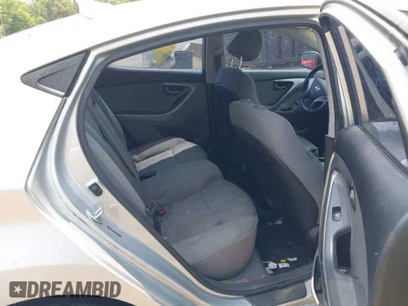 ✅ 2013 Hyundai Elantra GLS • VIN: 5NPDH4AEXDH397964 • Lot: 42488986. Wystawiony na IAAI z przebiegiem 175 747 mil. Bezpłatny archiwum sprzedaży aukcyjnych z USA i szczegółowy raport historii pojazdu na DreamBid. Zdjęcie 8.