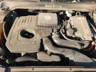 ✅ 2017 Lincoln MKZ Hybrid Reserve • VIN: 3LN6L5MU6HR603330 • Lot: 91976825. Listed on Copart with 112,041 mi. Free auction sales archive from the USA and detailed vehicle history report at DreamBid. Image 15.