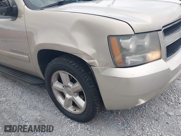 ✅ 2007 Chevrolet Suburban LTZ • VIN: 1GNFC16057J238145 • Lot: 44220001. Wystawiony na IAAI z przebiegiem 203 189 mil. Bezpłatny archiwum sprzedaży aukcyjnych z USA i szczegółowy raport historii pojazdu na DreamBid. Zdjęcie 6.