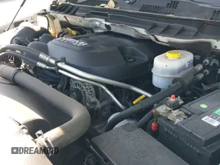 ✅ 2018 Ram 2500 Tradesman • VIN: 3C6UR4CJ0JG188350 • Lot: 41787630. Listed on IAAI with 122,434 mi. Free auction sales archive from the USA and detailed vehicle history report at DreamBid. Image 18.