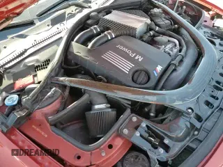 ✅ 2017 BMW M4 • VIN: WBS3R9C57HK709337 • Lot: 70902725. Wystawiony na Copart z przebiegiem 101 106 mil. Bezpłatny archiwum sprzedaży aukcyjnych z USA i szczegółowy raport historii pojazdu na DreamBid. Zdjęcie 13.