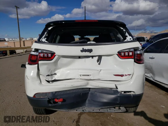 ✅ 2019 Jeep Compass Trailhawk • VIN: 3C4NJDDB2KT723375 • Лот: 37335613. Опубліковано раніше на Copart з пробігом 51 242 миль. Безкоштовний доступ до архіву аукціонних продажів зі США та докладний звіт про історію автомобіля на DreamBid. Зображення 6.
