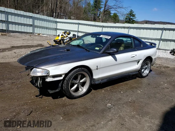 ✅ 1996 Ford Mustang Cobra • VIN: 1FALP47V4TF144529 • Lot: 50858586. Listed on Copart with 122,617 mi. Free auction sales archive from the USA and detailed vehicle history report at DreamBid. Image 1.