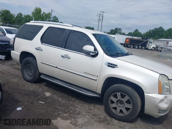✅ 2007 Cadillac Escalade • VIN: 1GYFK63857R369977 • Лот: 42731079. Опубликован ранее на IAAI с пробегом 224 427 миль. Бесплатный доступ к архиву аукционных продаж из США и подробный отчёт об истории автомобиля на DreamBid. Изображение 1.