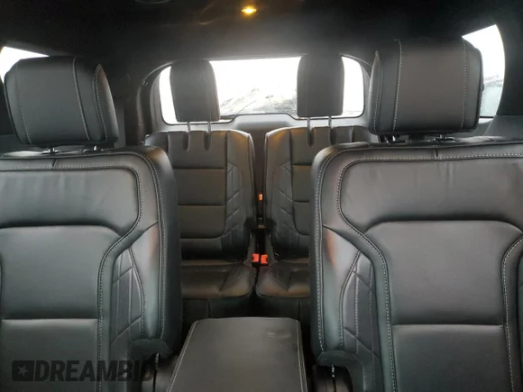 ✅ 2017 Ford Explorer Platinum • VIN: 1FM5K8HT8HGA13798 • Lot: 82315764. Listed on Copart with 70,186 mi. Free auction sales archive from the USA and detailed vehicle history report at DreamBid. Image 10.