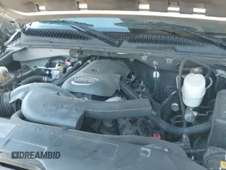 ✅ 2005 GMC Yukon SLE • VIN: 1GKEK13V55J138927 • Лот: 43121301. Опубликован ранее на IAAI с пробегом Не указан. Бесплатный доступ к архиву аукционных продаж из США и подробный отчёт об истории автомобиля на DreamBid. Изображение 15.