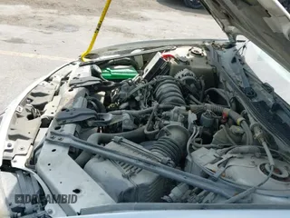 ✅ 2002 Pontiac Grand Prix GT • VIN: 1G2WP52KX2F203872 • Lot: 43135768. Wystawiony na IAAI z przebiegiem 204 430 mil. Bezpłatny archiwum sprzedaży aukcyjnych z USA i szczegółowy raport historii pojazdu na DreamBid. Zdjęcie 16.