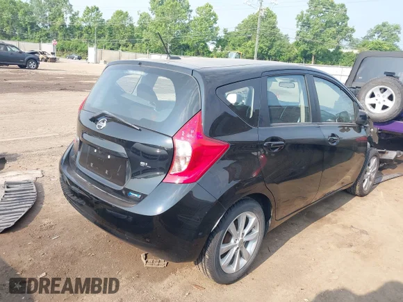 ✅ 2014 Nissan Note SV • VIN: 3N1CE2CP0EL393885 • Lot: 42352902. Wystawiony na IAAI z przebiegiem 152 635 mil. Bezpłatny archiwum sprzedaży aukcyjnych z USA i szczegółowy raport historii pojazdu na DreamBid. Zdjęcie 4.