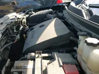 ✅ 2019 Chevrolet Traverse Premier • VIN: 1GNERKKW4KJ123524 • Лот: 43362635. Опубликован ранее на IAAI с пробегом 82 612 миль. Бесплатный доступ к архиву аукционных продаж из США и подробный отчёт об истории автомобиля на DreamBid. Изображение 19.