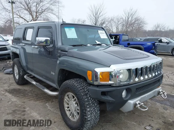 ✅ 2008 Hummer H3 Luxury • VIN: 5GTEN43E288203497 • Lot: 44284046. Listed on IAAI with 252,500 mi. Free auction sales archive from the USA and detailed vehicle history report at DreamBid. Image 1.