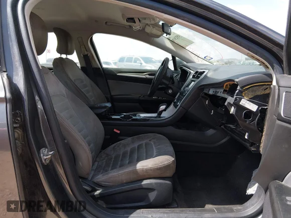 ✅ 2015 Ford Fusion S Hybrid • VIN: 3FA6P0UU9FR176885 • Лот: 45523079. Опубліковано раніше на IAAI з пробігом Не вказано. Безкоштовний доступ до архіву аукціонних продажів зі США та докладний звіт про історію автомобіля на DreamBid. Зображення 5.
