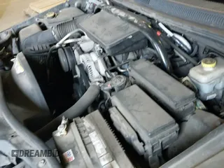 ✅ 2007 Jeep Commander Sport • VIN: 1J8HG48K77C633902 • Lot: 41669892. Wystawiony na IAAI z przebiegiem 147 651 mil. Bezpłatny archiwum sprzedaży aukcyjnych z USA i szczegółowy raport historii pojazdu na DreamBid. Zdjęcie 18.