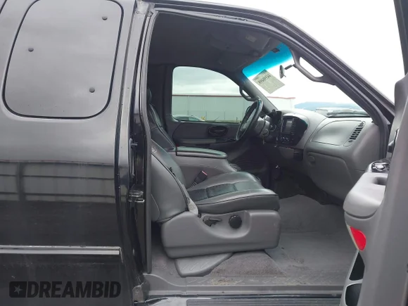 ✅ 2002 Ford F-150 XL • VIN: 2FTRX18L12CA27310 • Лот: 44358498. Опубліковано раніше на IAAI з пробігом 112 497 миль. Безкоштовний доступ до архіву аукціонних продажів зі США та докладний звіт про історію автомобіля на DreamBid. Зображення 5.